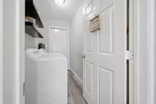8826 Delilah St, Houston, TX 77033 - Photo 21