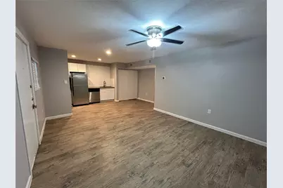2810 Beauchamp Street #19, Houston, TX 77009 - Photo 7