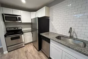 2810 Beauchamp St, Houston, TX 77009 - Photo 9