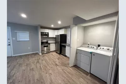 2810 Beauchamp Street #19, Houston, TX 77009 - Photo 11