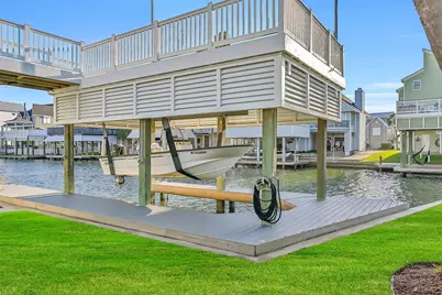 3401 Jolly Roger, Galveston, TX 77554 - Photo 27