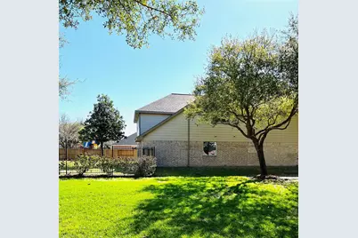 8426 Woodland Knoll Lane, Cypress, TX 77433 - Photo 29