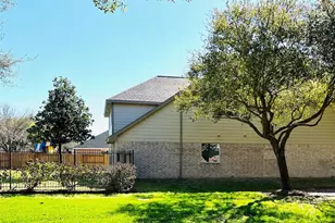 8426 Woodland Knoll Ln, Cypress, TX 77433 - Photo 29