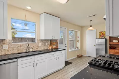 3231 Dogwood Springs Drive, Houston, TX 77073 - Photo 9