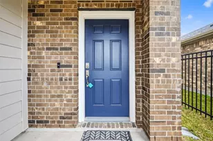 27103 Blue Pool Dr, Katy, TX 77493 - Photo 5