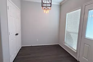 1742 French Village Dr, Houston, TX 77055 - Photo 13