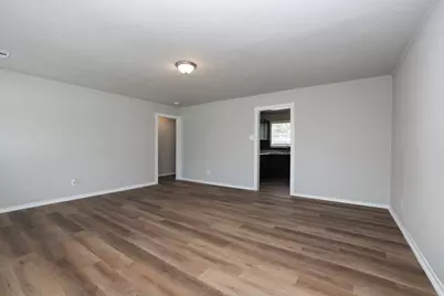 9026 Lake Forest Boulevard, Houston, TX 77078 - Photo 9