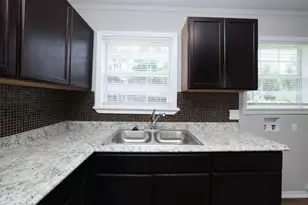 9026 Lake Forest Blvd, Houston, TX 77078 - Photo 17
