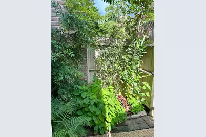 1201 McDuffie Street #205, Houston, TX 77019 - Photo 21