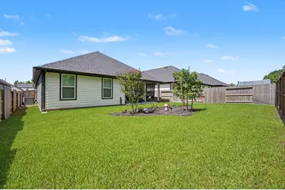 250 Springfield Terrace Court, Conroe, TX 77304 - Photo 35