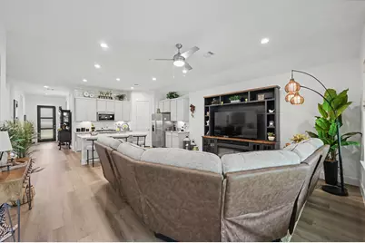 250 Springfield Terrace Court, Conroe, TX 77304 - Photo 15