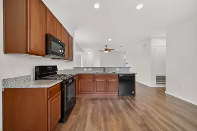 4727 Prairie Chase Drive, Houston, TX 77069 - Photo 9