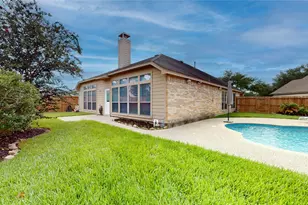 2001 Balsam Lake Ln, Pearland, TX 77584 - Photo 25