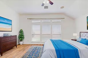 2001 Balsam Lake Ln, Pearland, TX 77584 - Photo 15