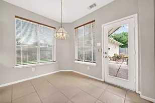1319 Tahoe Valley Ln, Sugar Land, TX 77479 - Photo 17