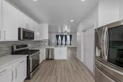 4810 Jarl Court, Katy, TX 77449 - Photo 5