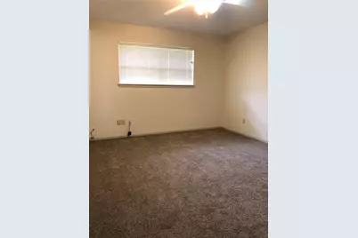 303 Dogwood Street, Lake Jackson, TX 77566 - Photo 19