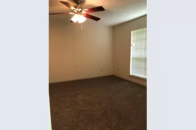 303 Dogwood Street, Lake Jackson, TX 77566 - Photo 15