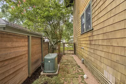 1090 Lamonte Lane, Houston, TX 77018 - Photo 37