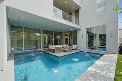 4211 Markham Street, Houston, TX 77027 - Photo 1
