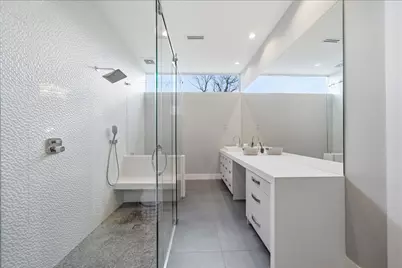 4211 Markham Street, Houston, TX 77027 - Photo 37
