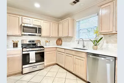 3510 Burkett Drive, La Porte, TX 77571 - Photo 9