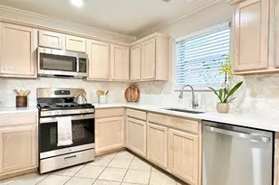 3510 Burkett Dr, La Porte, TX 77571 - Photo 9