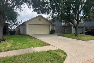 19530 Sandy Woods Dr, Tomball, TX 77375 - Photo 5