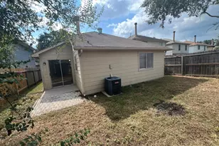 19530 Sandy Woods Dr, Tomball, TX 77375 - Photo 21