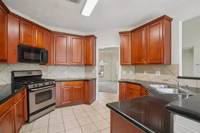 7803 Deerwood Lake Drive, Humble, TX 77346 - Photo 21