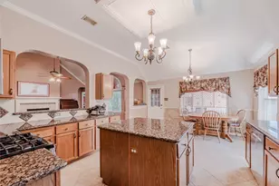 7714 Broken Arrow St, Baytown, TX 77521 - Photo 13