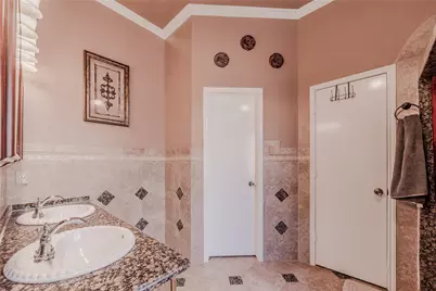 7714 Broken Arrow Street, Baytown, TX 77521 - Photo 23