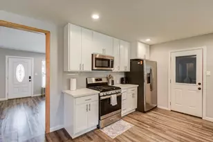 8018 Hammerly Blvd, Houston, TX 77055 - Photo 15