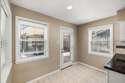1439 Shadow Bend Drive, Houston, TX 77043 - Photo 11