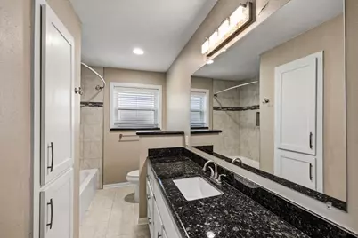 1439 Shadow Bend Drive, Houston, TX 77043 - Photo 21