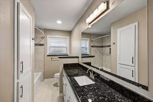 1439 Shadow Bend Dr, Houston, TX 77043 - Photo 21
