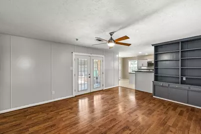 1439 Shadow Bend Drive, Houston, TX 77043 - Photo 13