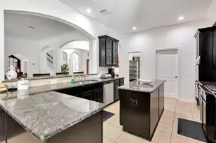 51 Prairie Falcon, The Woodlands, TX 77389 - Photo 11