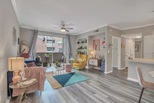 2111 Welch St, Houston, TX 77019 - Photo 9