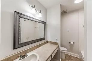 1623 Jo Ann Ln, Sugar Land, TX 77498 - Photo 13