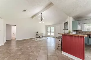 1623 Jo Ann Ln, Sugar Land, TX 77498 - Photo 11
