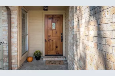1623 Jo Ann Lane, Sugar Land, TX 77498 - Photo 3
