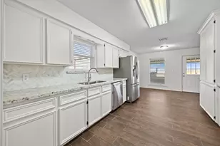 19214 Co Rd 268, East Bernard, TX 77435 - Photo 9