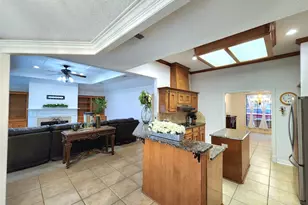 104 Portulaca St, Lake Jackson, TX 77566 - Photo 13