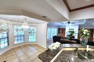 104 Portulaca St, Lake Jackson, TX 77566 - Photo 11