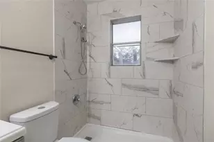 8320 Wild Rose St, Houston, TX 77083 - Photo 19