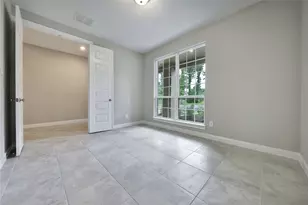 22006 Meandering Springs Dr, Spring, TX 77389 - Photo 5