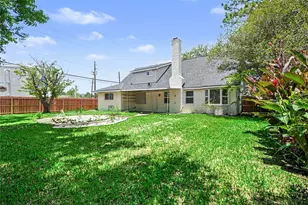 10802 Sagetrail Dr, Houston, TX 77089 - Photo 23