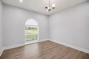 10802 Sagetrail Dr, Houston, TX 77089 - Photo 11