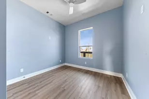 4026 5th St, Galveston, TX 77554 - Photo 19